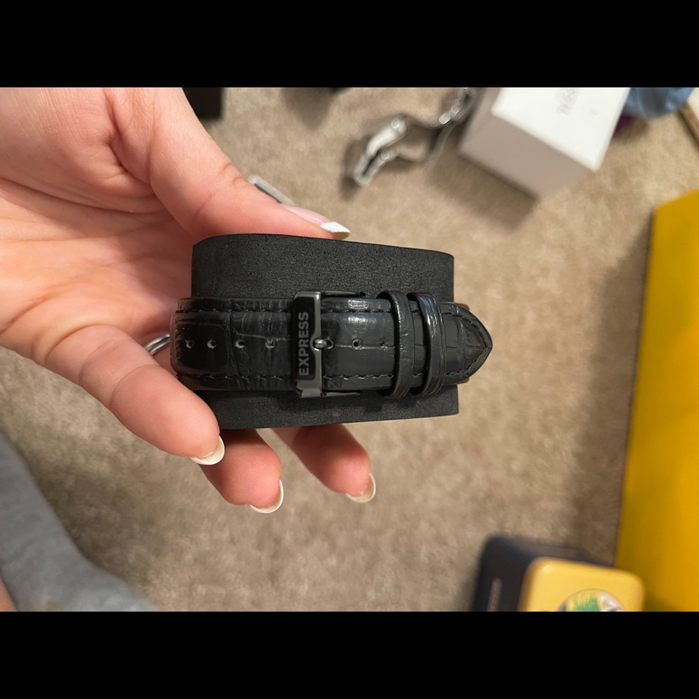 New Express watch! - Picture 3 of 7